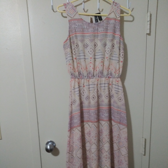Ladies Fun & Flirt Clothing - Picture 1 of 4